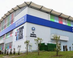 ‘Mudanya Gençlik ve Spor Merkezi’ hizmete açıldı