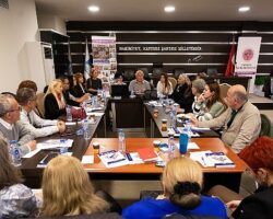 Narlıdere, 3. Yaş Üniversiteleri Çalıştayına Ev Sahipliği Yaptı