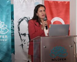 Nilüfer’de ‘Parkinsonla Yaşamak’ masaya yatırıldı