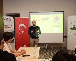 Osmangazi Belediyesi’nden Gençlere Eleştirel Düşünce Atölyesi