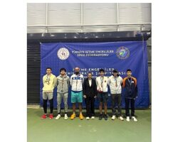 Osmangazi’nin Şampiyon Raketlerinden Büyük Başarı