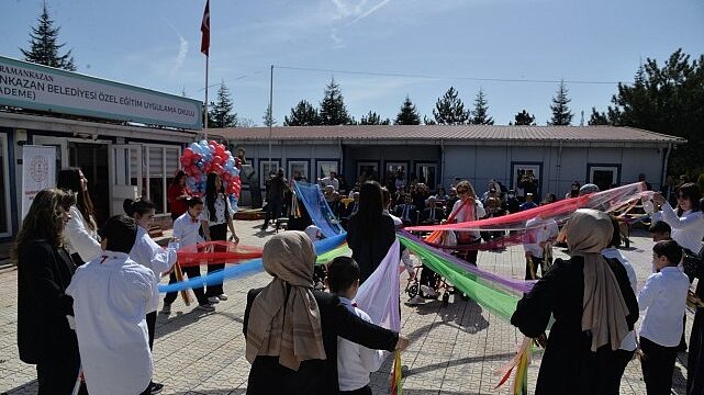 Otizm Farkındalık Ayı’na Renkli Etkinlik