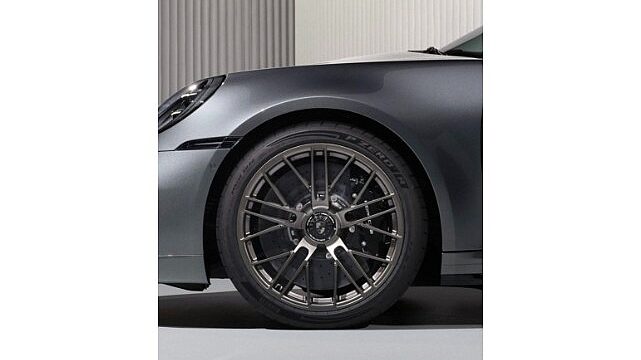 Pirelli P Zero R, Motor Sporları DNA’sını Porsche 911 Turbo S’e Taşıyor