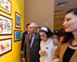 Renklerin Diliyle Farkındalık: Ayşegül’ün Sergisi Büyük İlgi Gördü