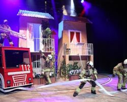 Şehir Tiyatroları Kahraman İtfaiyecilerin Hikayesini “İtfaiyecinin Sırrı” Oyunuyla Anlatıyor