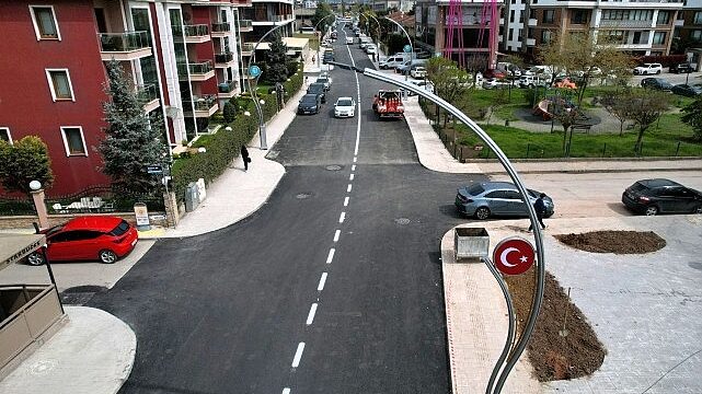 Şehit Ergün Köncü Caddesi’nde yol çizgileri çekildi