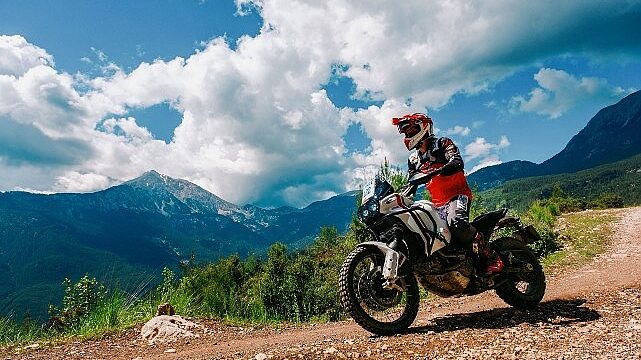 Sky Adventure Motosiklet Yarışlarına doğru