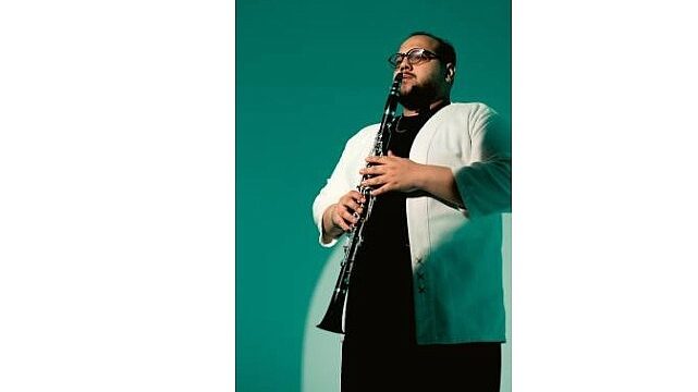 Yunus Hügül, “Biliyorsun”a Klarnetle Yeni Bir Soluk Getiriyor