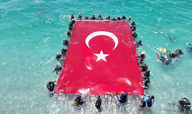 4 etaptan oluşan deniz dibi temizliği etkinliği tamamlandı