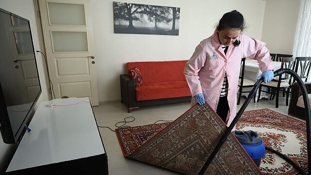 Alo Evlat Ekipleri Büyüklerini Bayrama Hazırlıyor