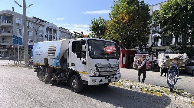 Başkan Çerçioğlu’ndan Didim ve Kuşadası’nda Bayram Çalışması
