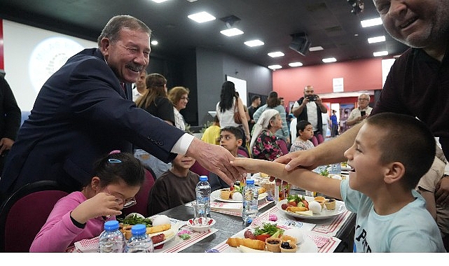 Başkan Topuz Özel Bireylerle Milas Belediyesi Tarafından Düzenlenen Kahvaltıda Buluştu