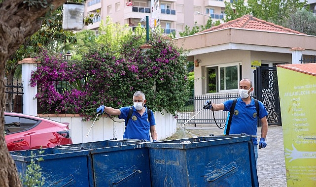Buca Belediyesi’nden halk sağlığı için yoğun ilaçlama çalışması
