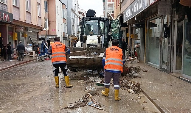 Canik Belediyesi’nden Havza’ya Yardım Eli