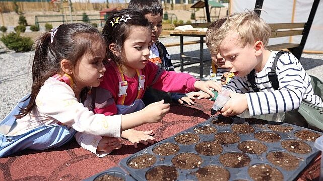 Çankaya’nın Minik Bahçıvanları Görev Başında