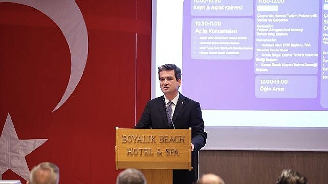 Çeşme’de turizmin geleceği ortak akılla konuşuldu