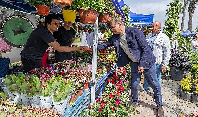 Çiçek gibi İzmir