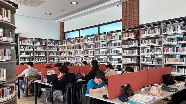 İzmit Millet Kütüphanesi bayramın ilk günü açık