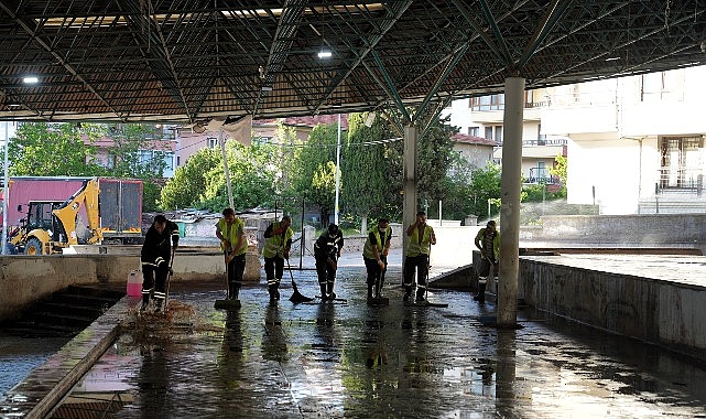 Keçiören’de Kurban Kesim Alanları Temizlendi