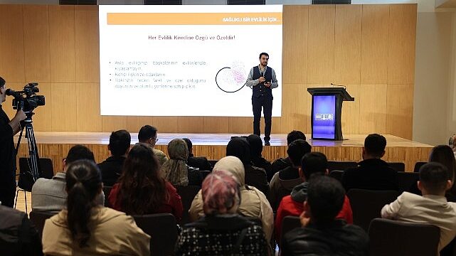 Konya Büyükşehir Yeni Evli Çiftler İçin “Evlilik Eğitim Programı” Başlattı