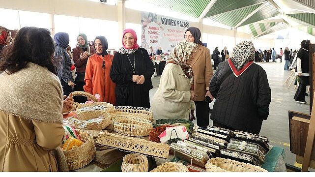 Konyalı Kadınlar, Anneler Günü Dolayısıyla KOMEK Pazarı’nda Buluştu