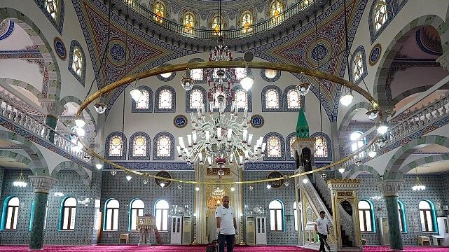 Maltepe Belediyesi’nden ibadethanelerde bayram temizliği