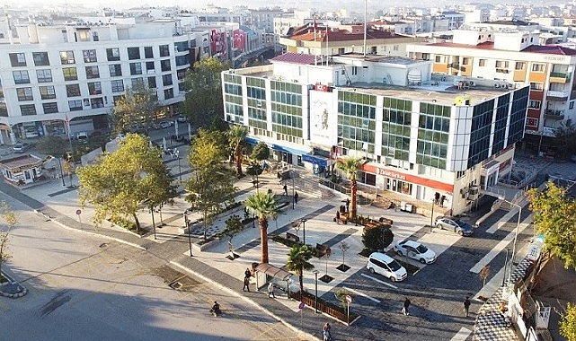 Menderes Belediyesi’nden Kadınlara Doğa Yürüyüşü