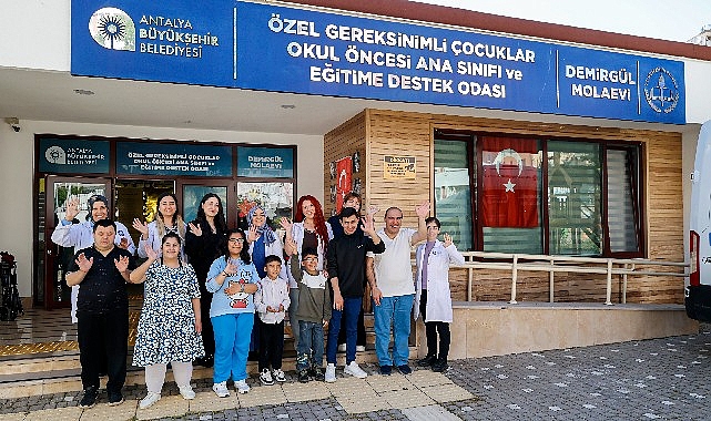Özel bireylerden Anneler Günü’ne anlamlı sürpriz