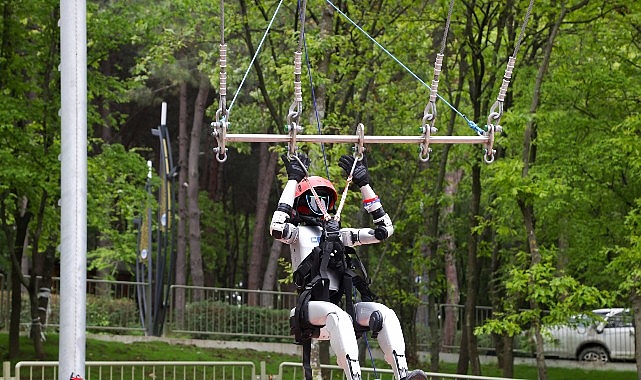 Türkiye’nin Nüfusa Kayıtlı İlk İnsansı Robotu Canik Macera Parkı’nda