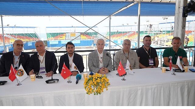Alanya, dünya plaj voleybolunun merkezi oluyor   “Mükemmeliyet Merkezi” imzaları atıldı