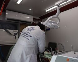 Aydın Büyükşehir Belediyesi Mobil Ağız ve Diş Sağlığı Klinikleri’ne Yoğun İlgi