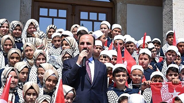 Başkan Altay, Bilgehanelerde Eğitim Alarak Tamamı Hafızlık İmam Hatip Okullarını Kazanan Öğrencilerle Buluştu