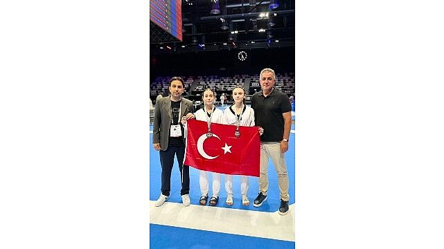 Başkan Altay, Ülkemizi Gururlandıran Konya Büyükşehir Belediyesporlu Tekvandocuları Tebrik Etti