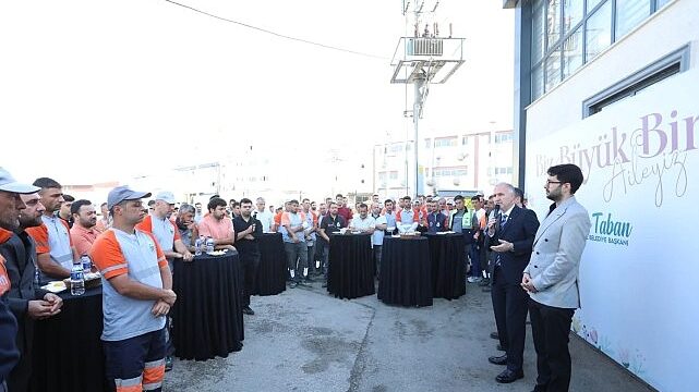 Başkan Taban Temizlik İşleri Müdürlüğü Personeliyle Buluştu