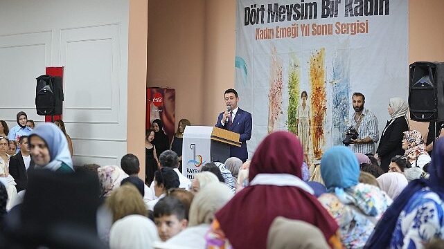 Bayraklı’nın Üreten Kadınları Eserlerini Sergiledi