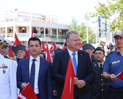 Bir Asır Sonra Aynı Meydanda,  Aynı Cumhuriyet Sevdasıyla
