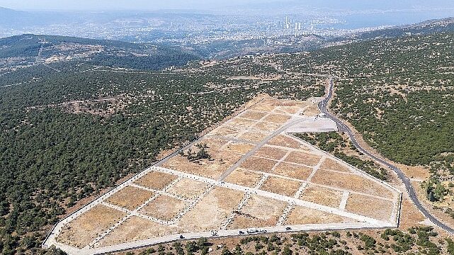 Bornova Kayadibi Kent Mezarlığı hizmete açıldı