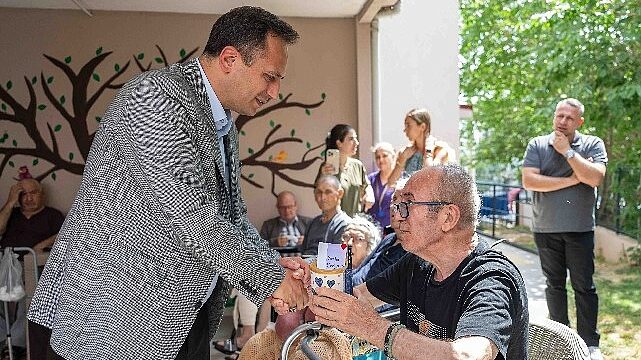 Bornova’da Babalar Günü’nde kuşaklar buluştu