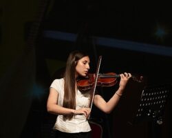 Büyükşehir ile büyüyen yetenekler sahnede parladı