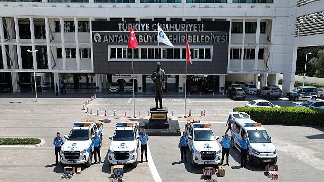 Büyükşehir zabıtasından sahte parfüme geçit yok