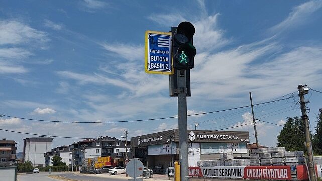 Büyükşehir’den sinyalizasyona 7/24 takip