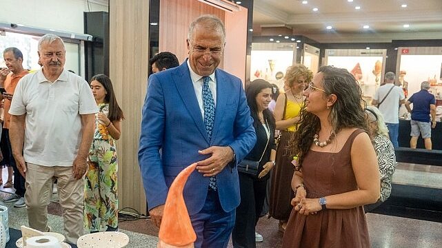 Çamurun sanata dönüştüğü sergi yoğun ilgi gördü