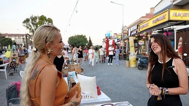 Çeşme’de kadın emeği gece pazarlarında hayat buluyor