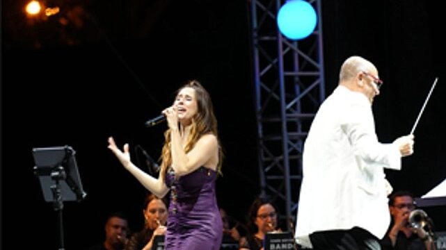 Edip Akbayram ve Volkan Konak şarkılarla anıldı