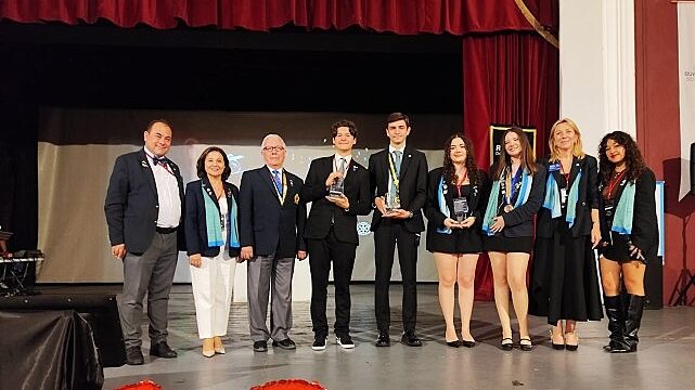 Geleceğin Liderleri Elhamra’da Buluştu