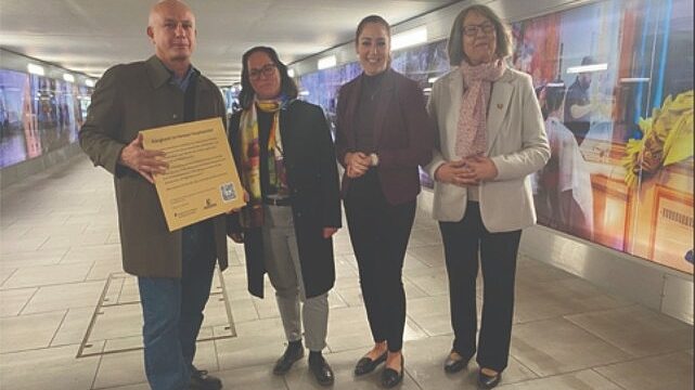 Hakan Kurşun’un ‘Willkommen’ Eseri Hanau Tren İstasyonu’ndaki Kamusal Sanat Projesinde Yer Alıyor