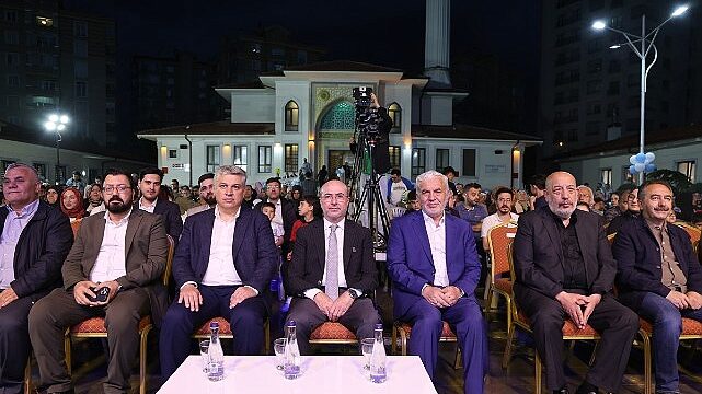 Hatice Hatun Külliyesi Çocuk Mektebi’nde Mezuniyet Heyecanı Yaşandı