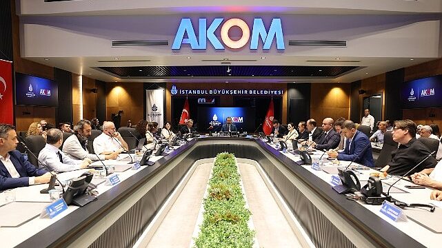 İBB, İstanbul’u Geleceğe Hazırlıyor: “Isı Direnci Koordinasyon Masası” İlk Toplantısını Gerçekleştirdi