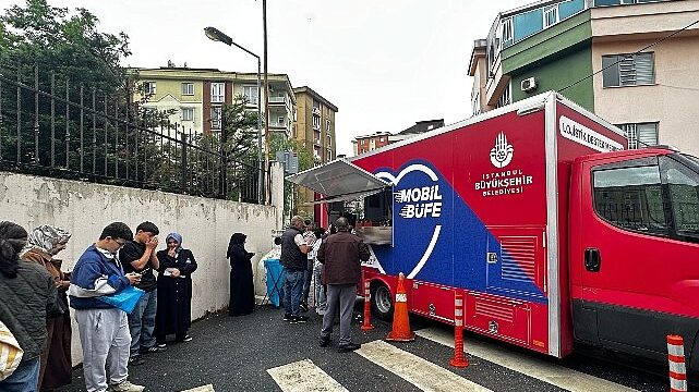 İBB, LGS Heyecanında Öğrencileri ve Ailelerini Yalnız Bırakmadı