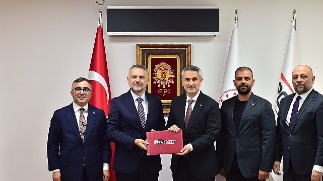 İbrahim Akın’dan spor hamlesi: Bayrampaşa Spor Tesisleri için yatırım protokolü imzalandı